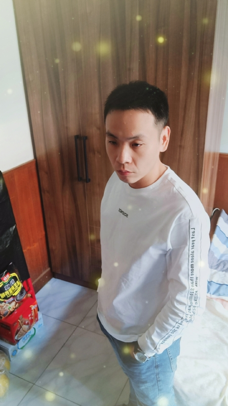 没有蜡笔的小航的第三张照片--天津残疾人相亲网